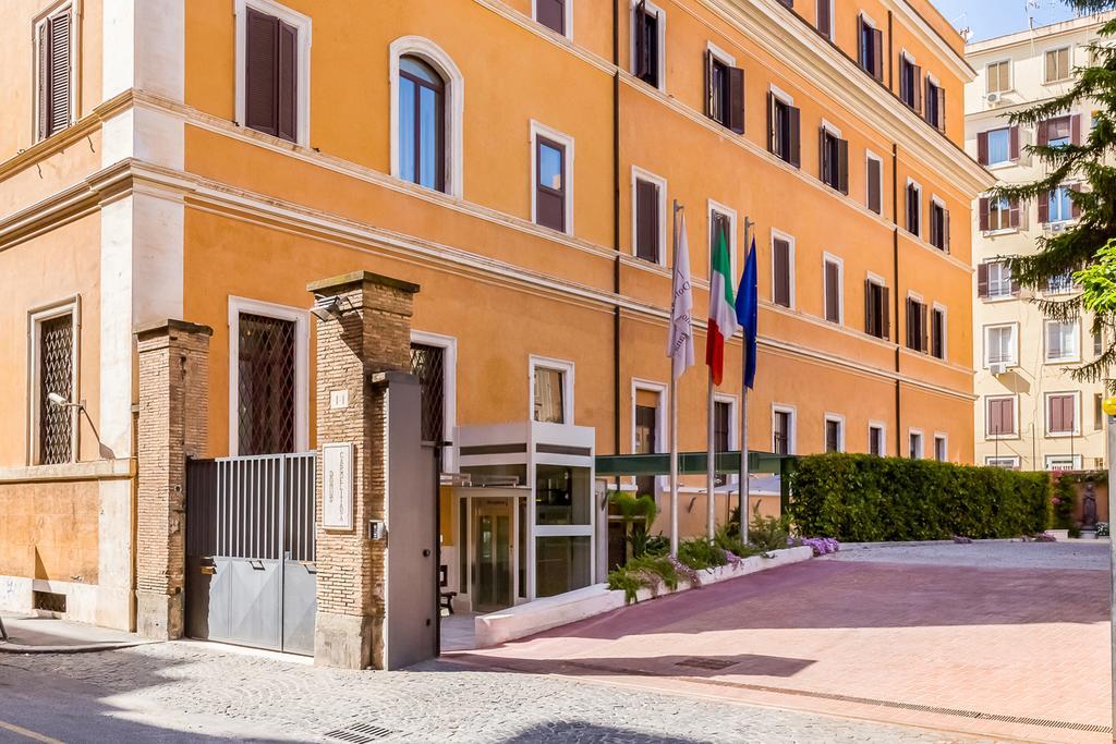 Готель Domus Carmelitana Рим Екстер'єр фото