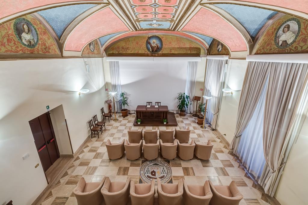 Готель Domus Carmelitana Рим Екстер'єр фото